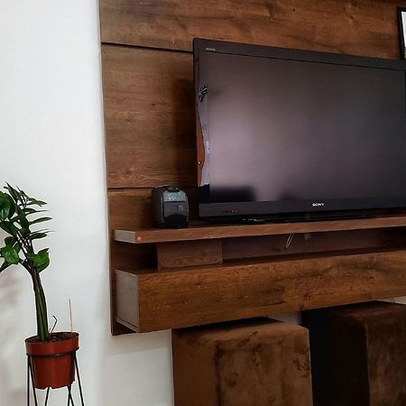 Frodo-Apto Magnifico Com Wifi , 2 Dorm São Carlos Buitenkant foto